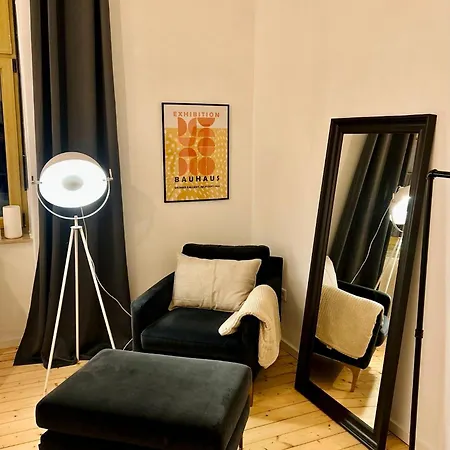 דירה Feelslikehome - Stylische Und Zentrale Altbauwohnung Mit Terrasse&garten בוכום